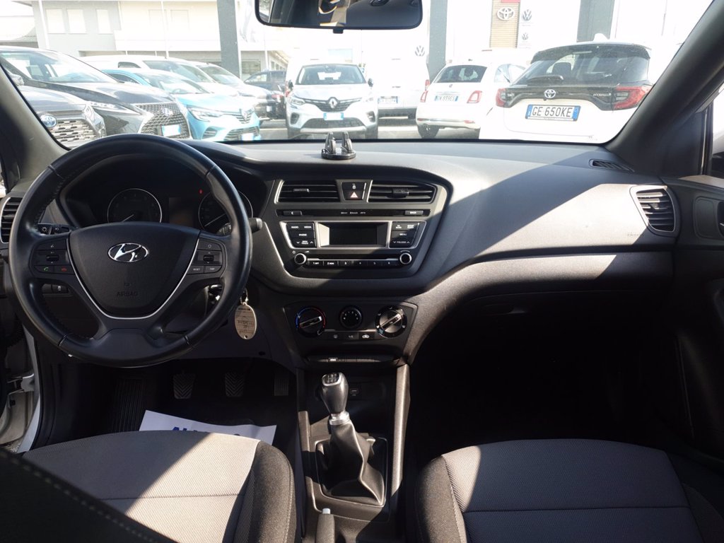 HYUNDAI I20 5p 1.2 blackline 75cv