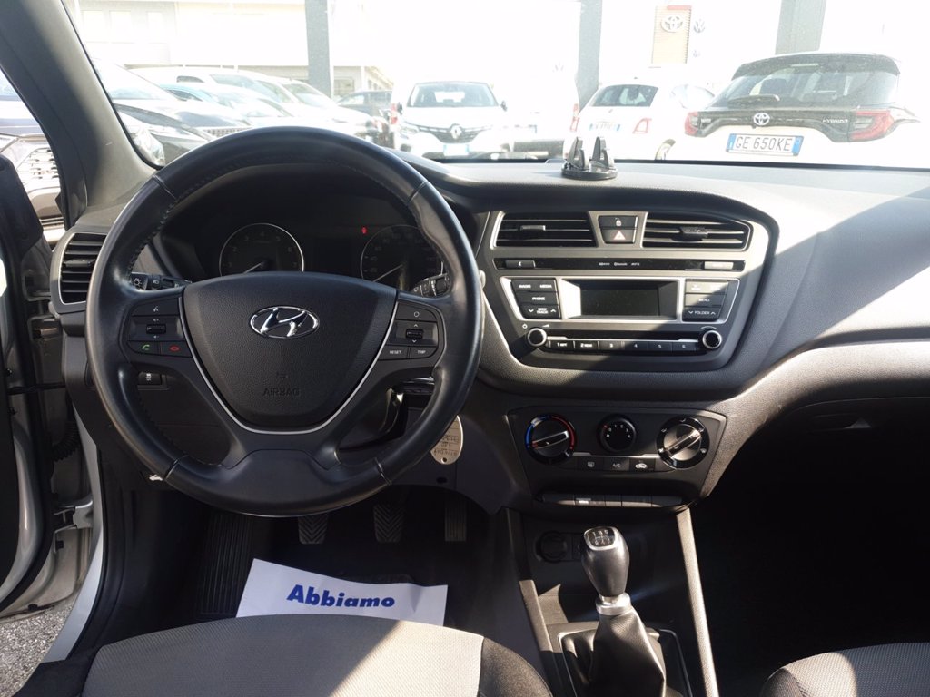 HYUNDAI I20 5p 1.2 blackline 75cv
