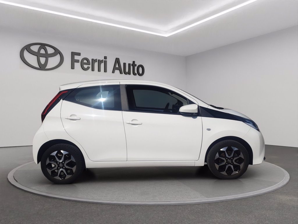 TOYOTA Aygo 5p 1.0 x-play 72cv