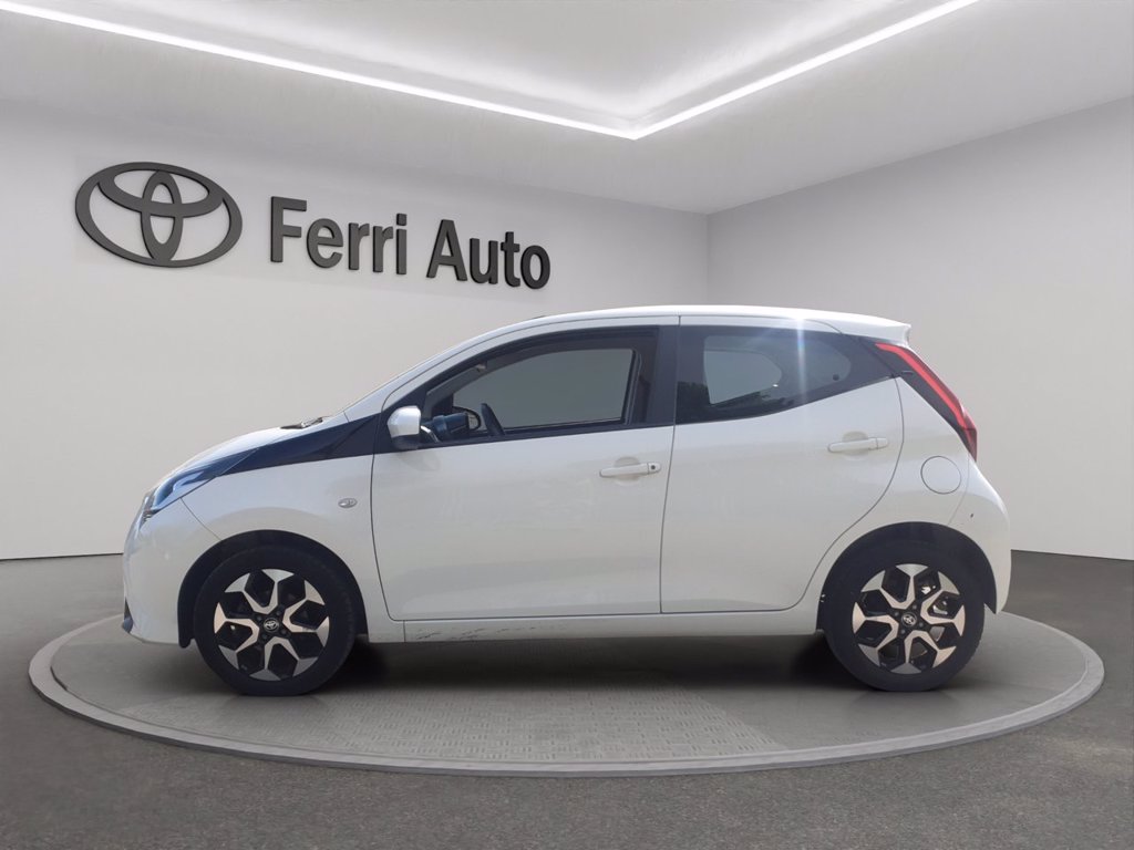 TOYOTA Aygo 5p 1.0 x-play 72cv