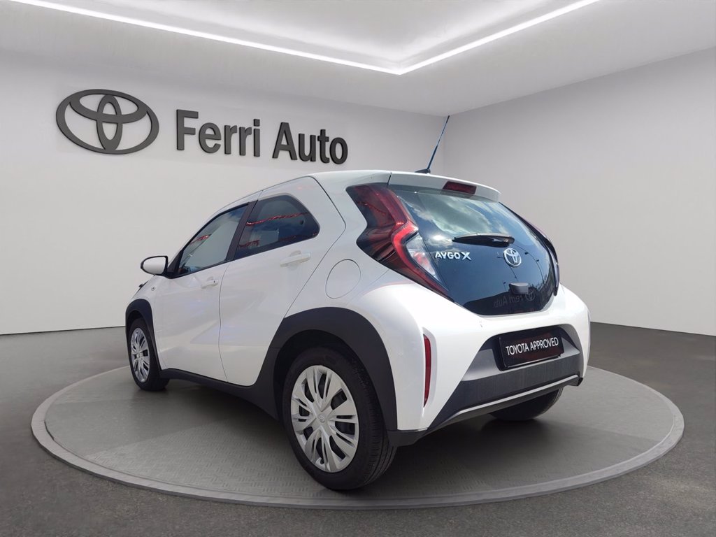 TOYOTA Aygo x 1.0 active 72cv