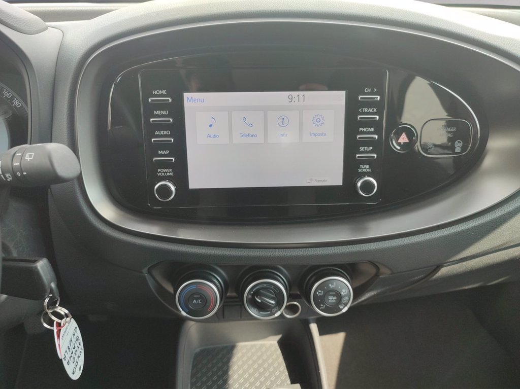TOYOTA Aygo x 1.0 active 72cv