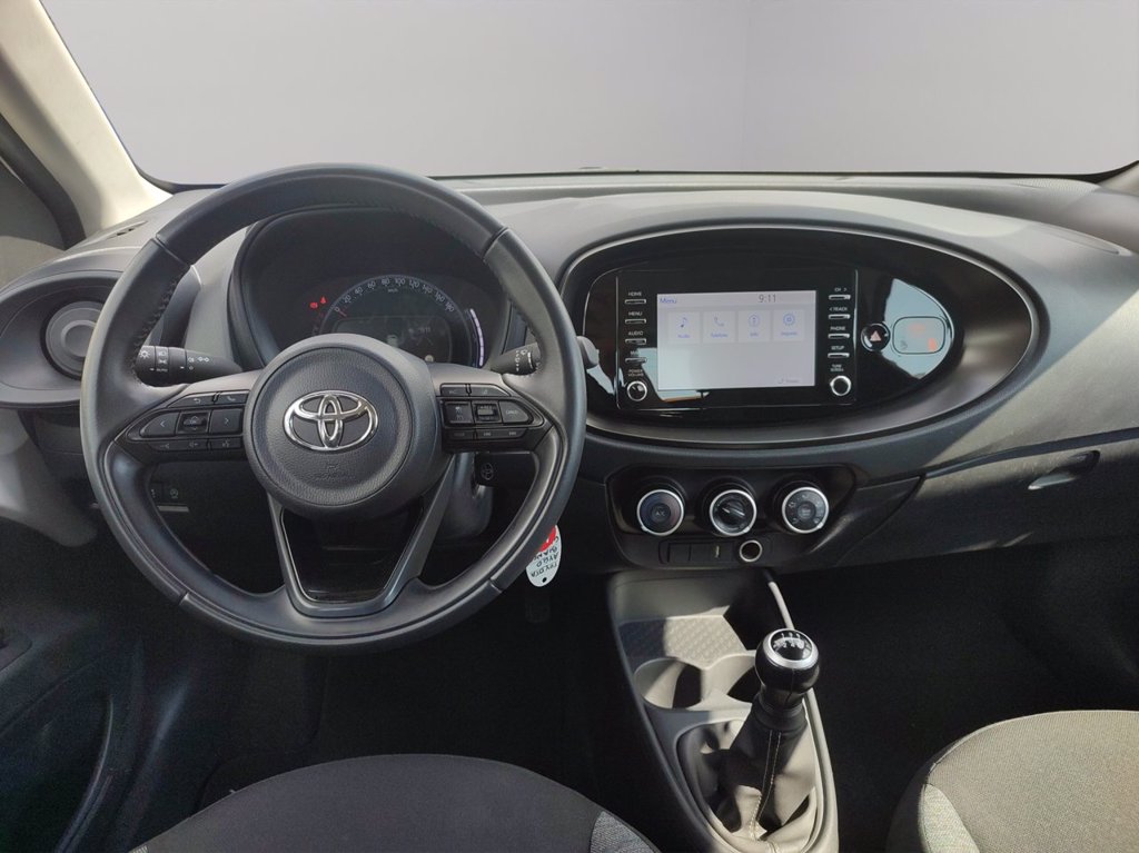 TOYOTA Aygo x 1.0 active 72cv