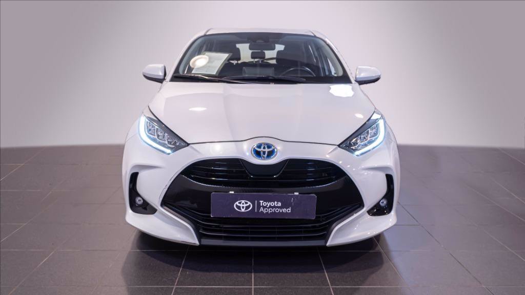 TOYOTA Yaris 1.5h trend