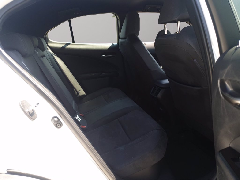 LEXUS Ux 250h 2.0 business 2wd cvt