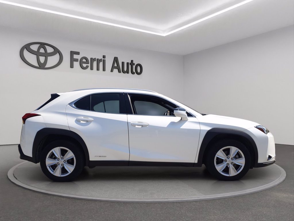 LEXUS Ux 250h 2.0 business 2wd cvt