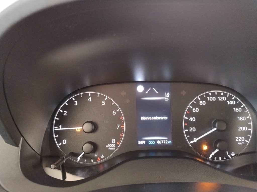 TOYOTA Yaris 1.0 active