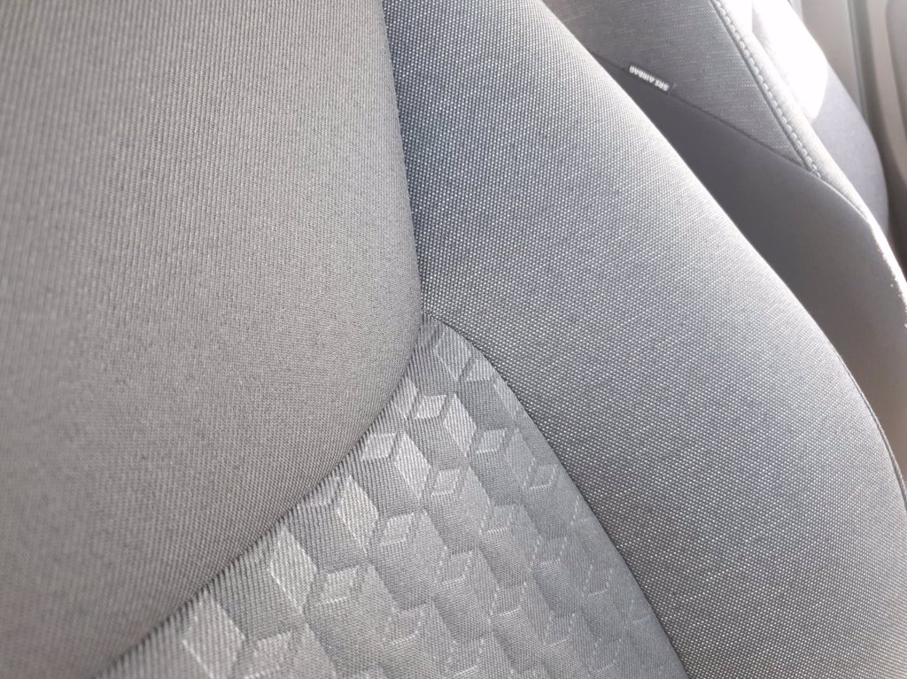 TOYOTA Yaris 1.0 active