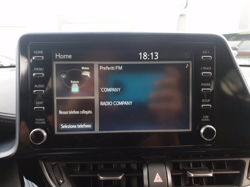 TOYOTA C-hr 2.0h trend e-cvt