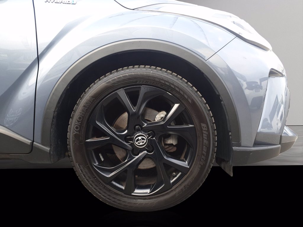 TOYOTA C-hr 2.0h trend e-cvt