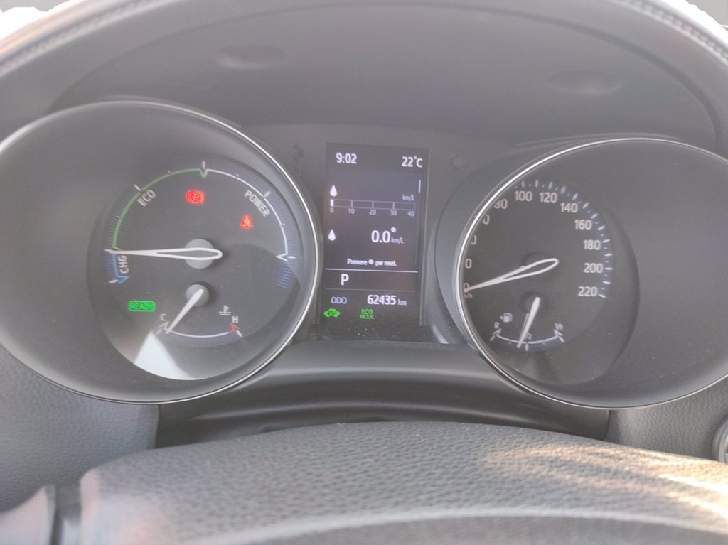 TOYOTA C-hr 2.0h trend e-cvt