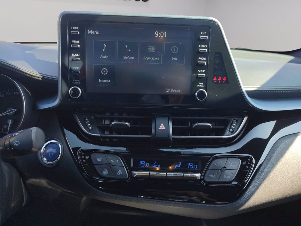 TOYOTA C-hr 2.0h trend e-cvt
