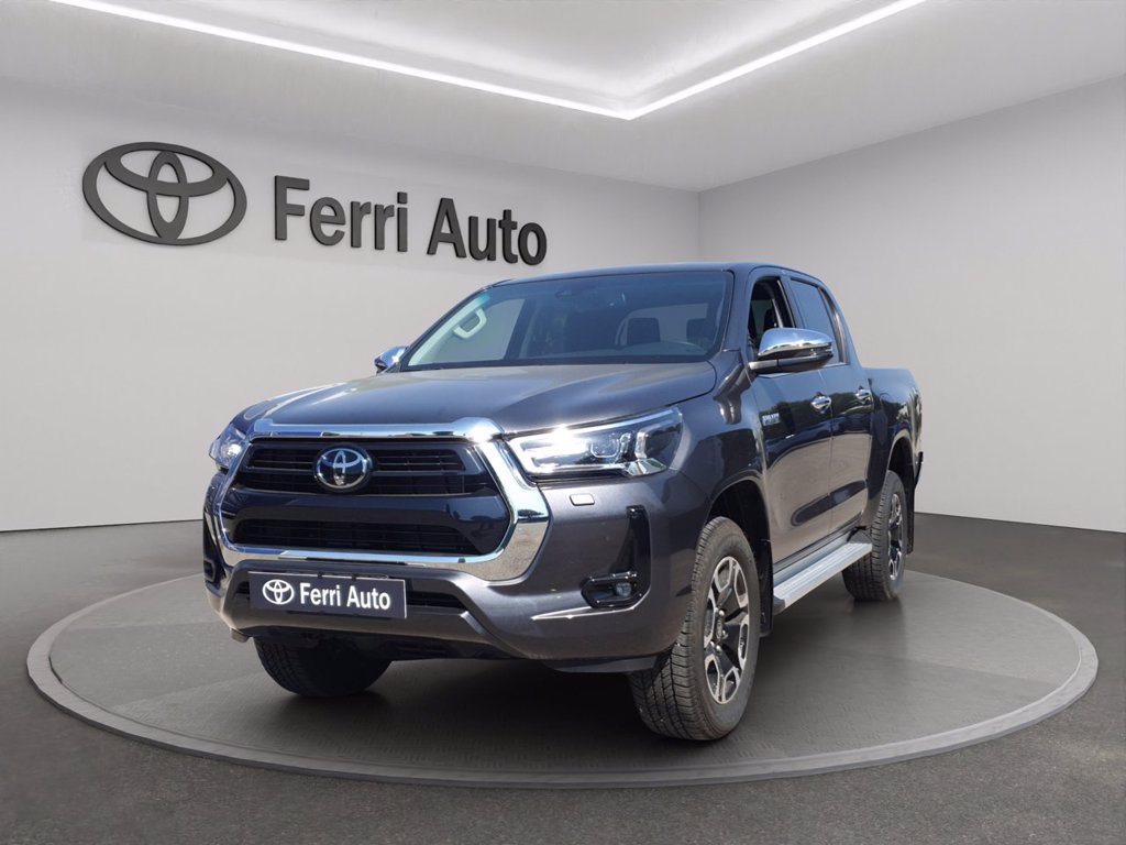 TOYOTA Hilux 2.4 d-4d double cab executive 4wd auto