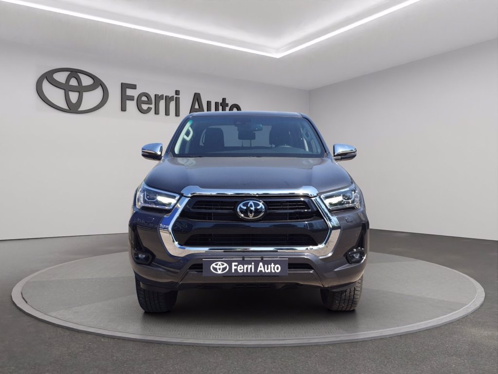 TOYOTA Hilux 2.4 d-4d double cab executive 4wd auto