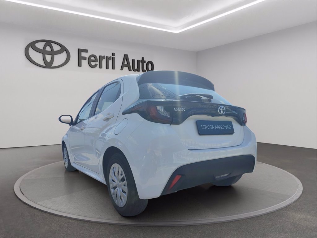 TOYOTA Yaris 1.0 active