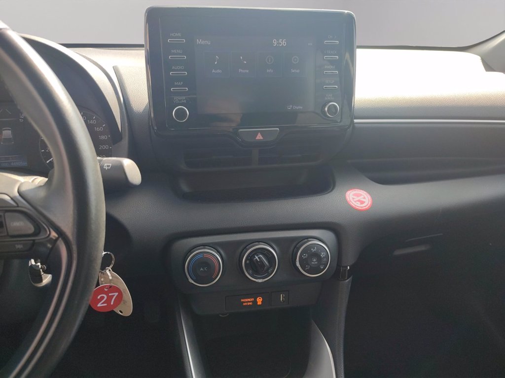 TOYOTA Yaris 1.0 active