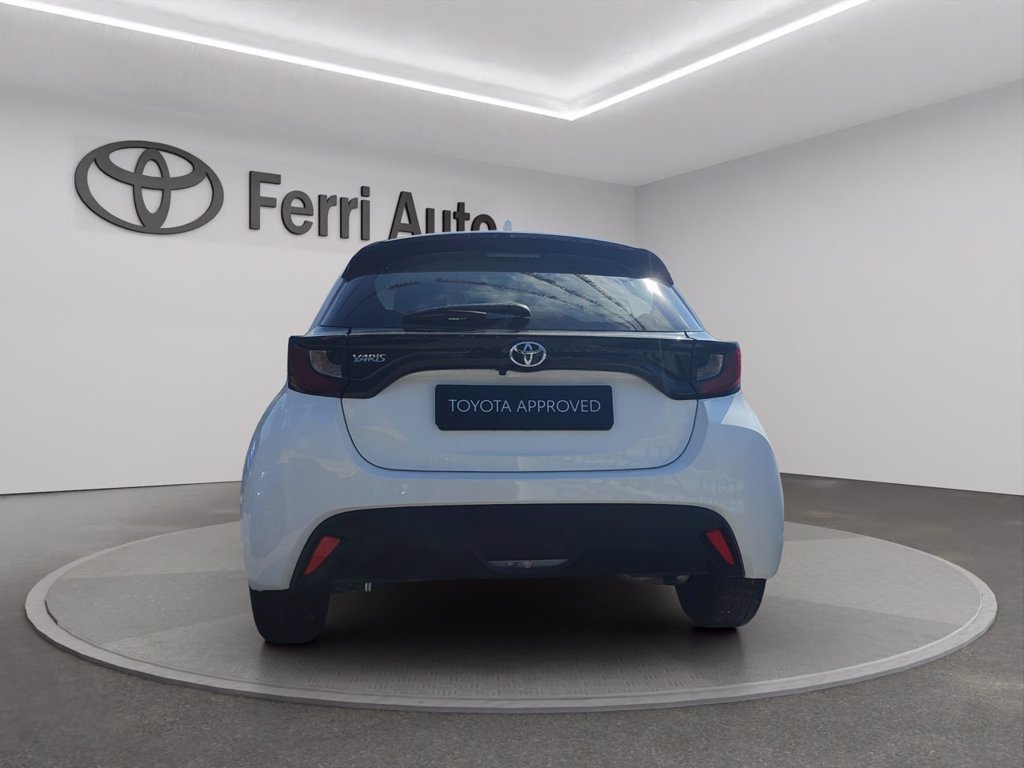 TOYOTA Yaris 1.0 active