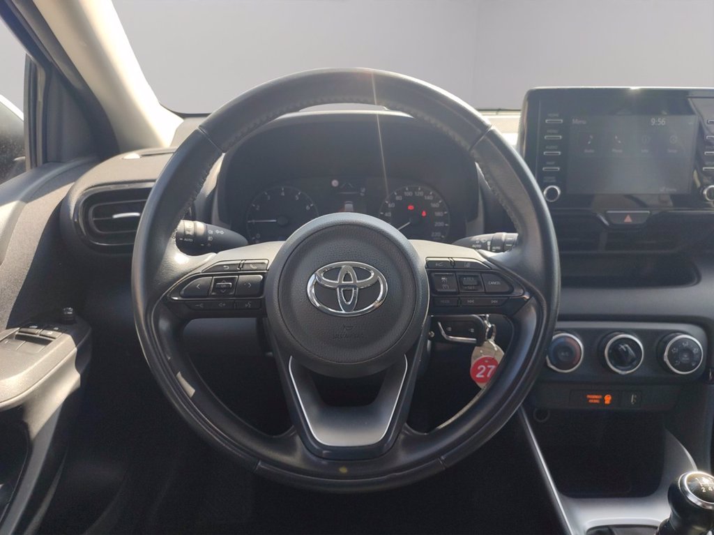 TOYOTA Yaris 1.0 active