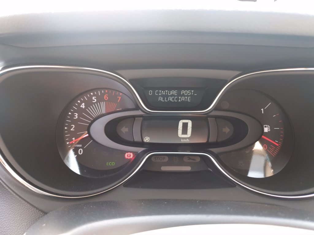 RENAULT Captur 0.9 tce zen (live) 90cv e6