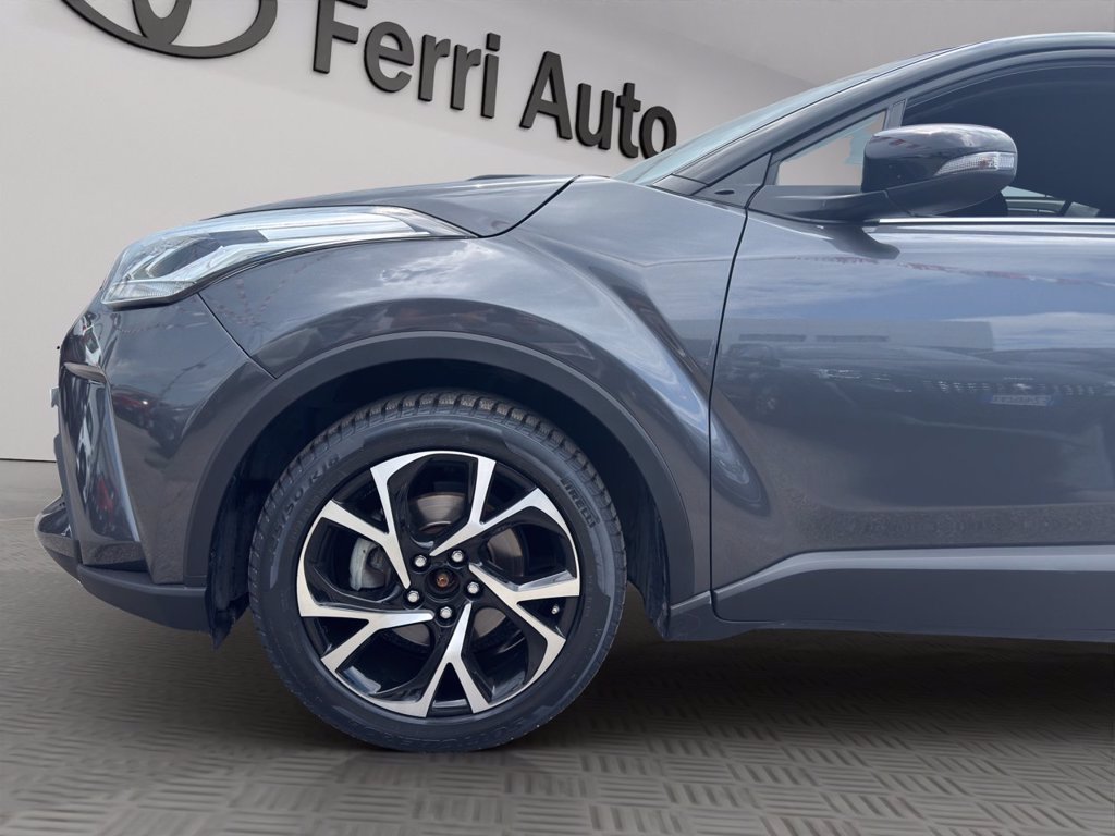 TOYOTA C-hr 1.8h trend e-cvt