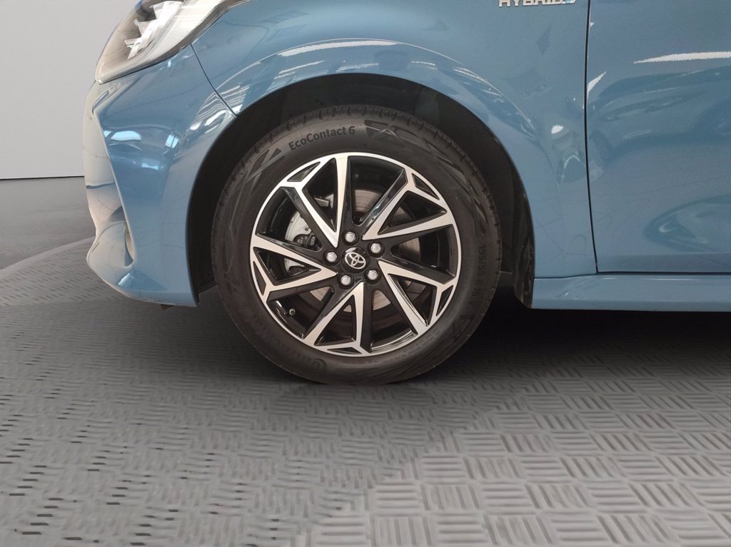 TOYOTA Yaris 1.5h trend