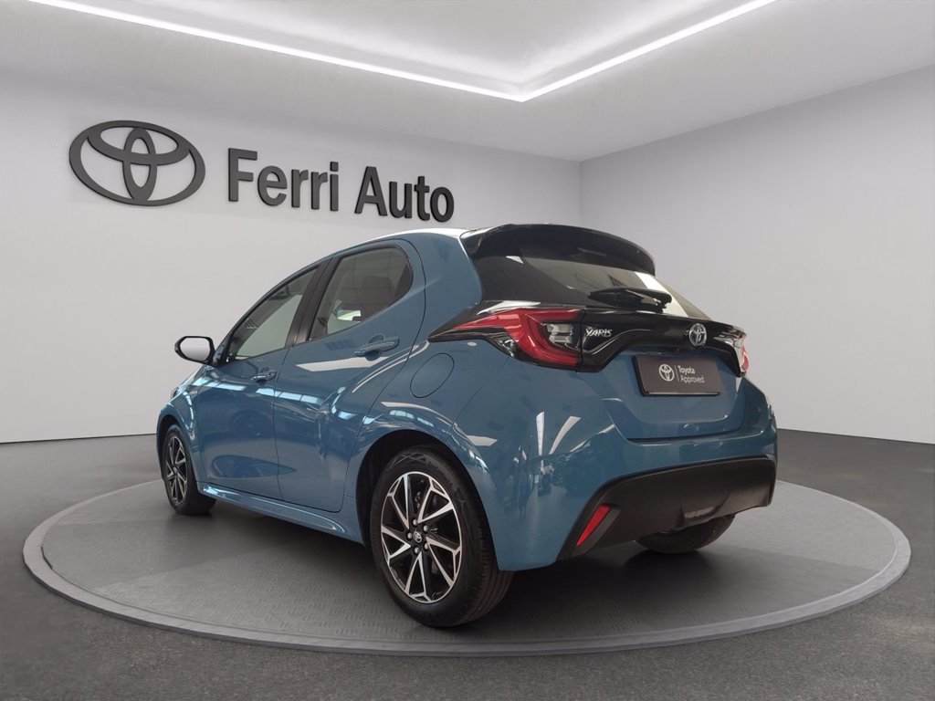 TOYOTA Yaris 1.5h trend