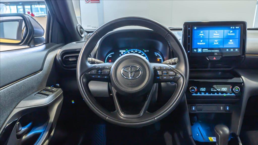 TOYOTA Yaris cross 1.5h premiere awd-i 116cv e-cvt