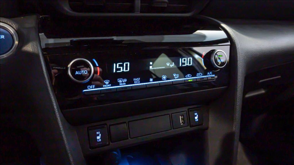 TOYOTA Yaris cross 1.5h premiere awd-i 116cv e-cvt