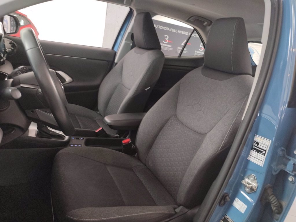 TOYOTA Yaris cross 1.5h business fwd 116cv e-cvt