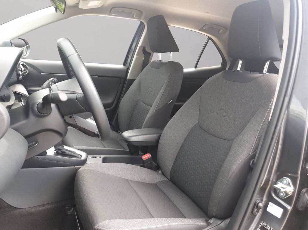 TOYOTA Yaris cross 1.5h business fwd 116cv e-cvt