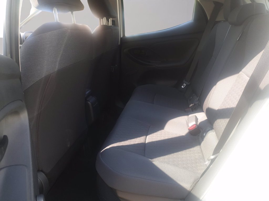 TOYOTA Yaris 1.5h Active