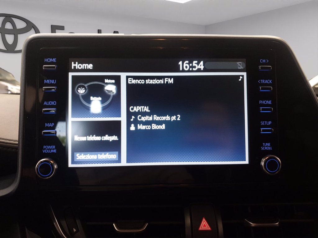 TOYOTA C-hr 2.0h trend e-cvt