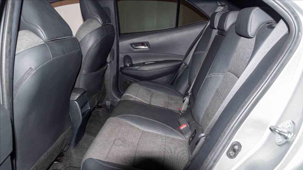 TOYOTA Corolla 2.0h Style cvt