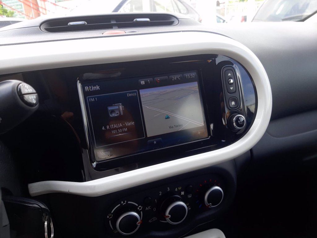 RENAULT Twingo 1.0 sce lovely 69cv edc