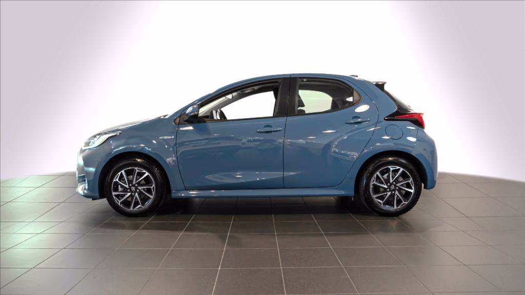 TOYOTA Yaris 1.5h trend