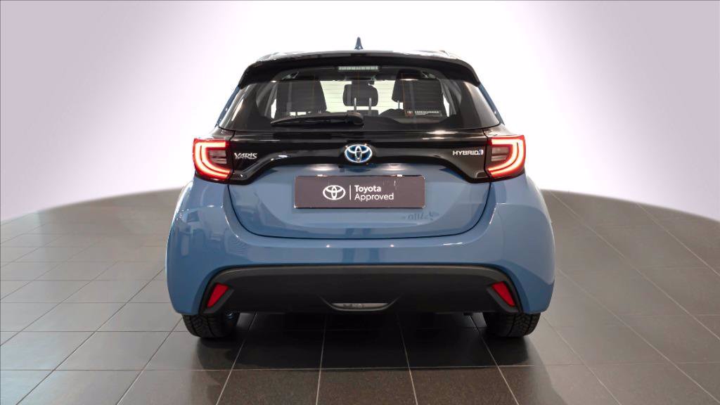 TOYOTA Yaris 1.5h trend