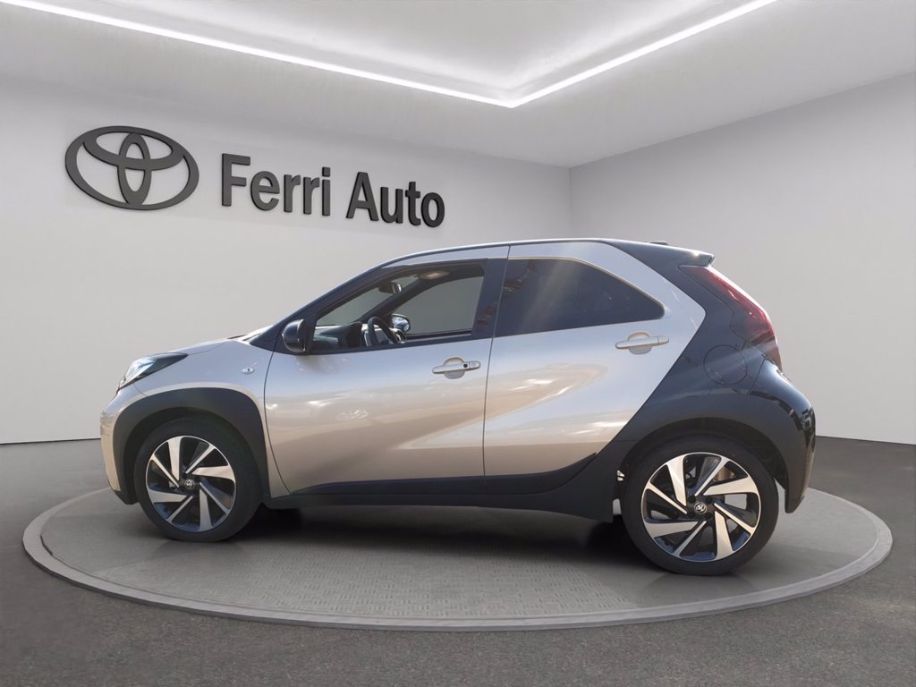 TOYOTA Aygo x 1.0 lounge 72cv s-cvt