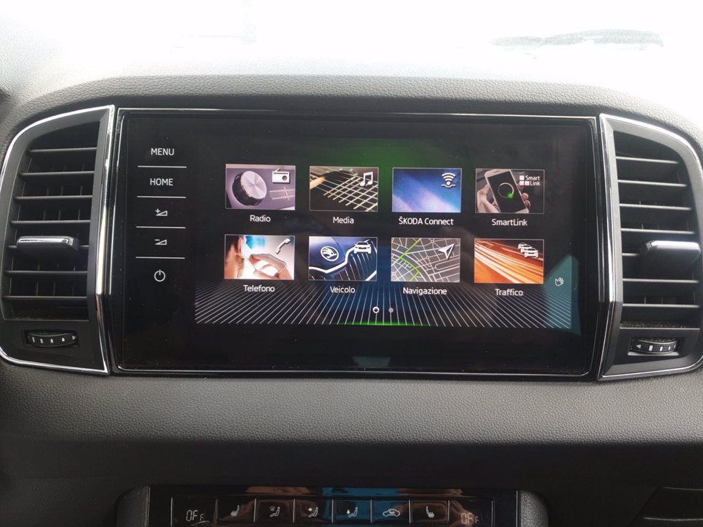 SKODA Karoq 1.5 tsi style dsg