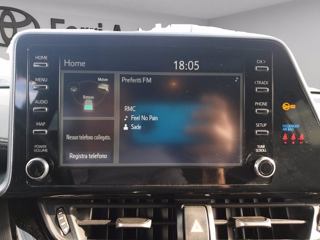 TOYOTA C-hr 2.0h trend e-cvt