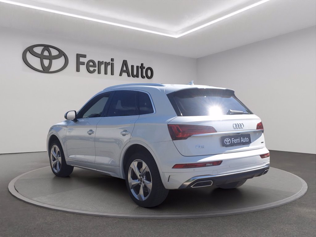 AUDI Q5 40 2.0 tdi mhev 12v s line quattro s-tronic