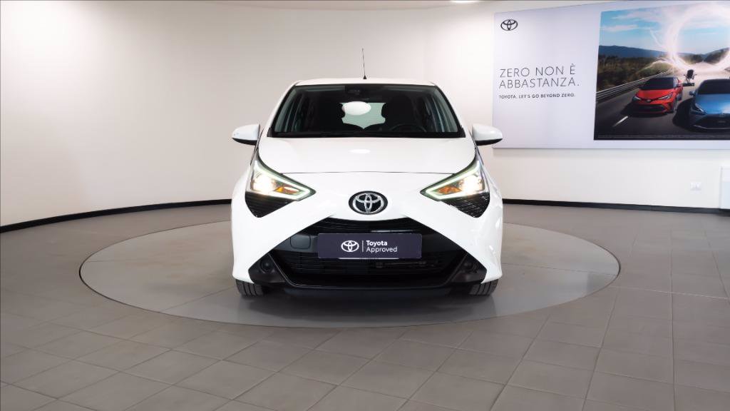 TOYOTA Aygo 5p 1.0 x-play 72cv