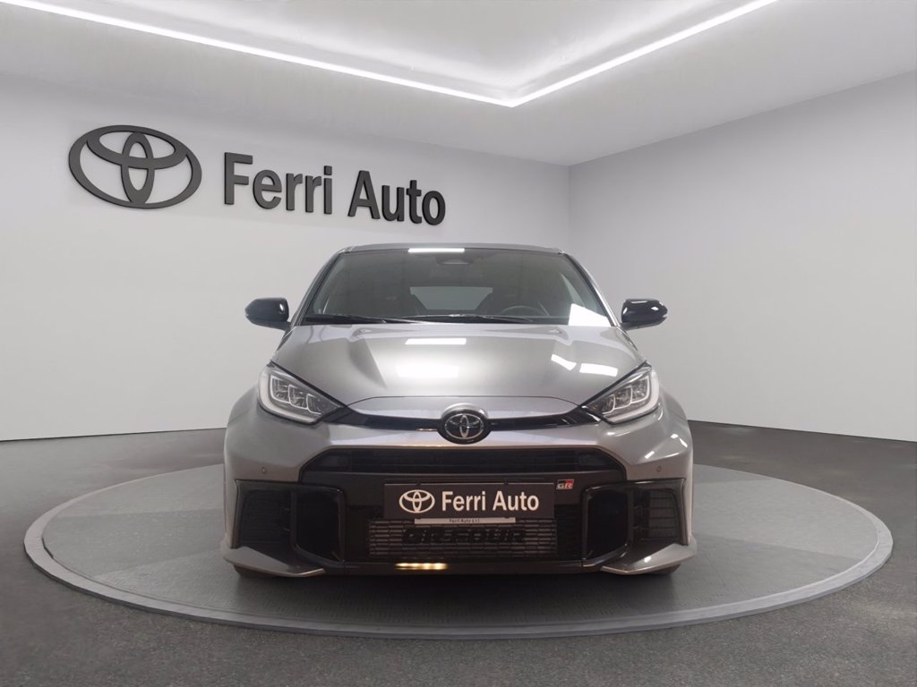 TOYOTA GR Yaris 1.6 Circuit dat-8