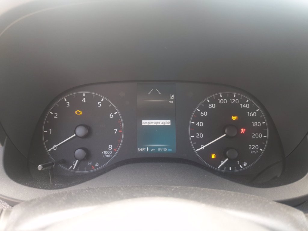 TOYOTA Yaris 1.0 active
