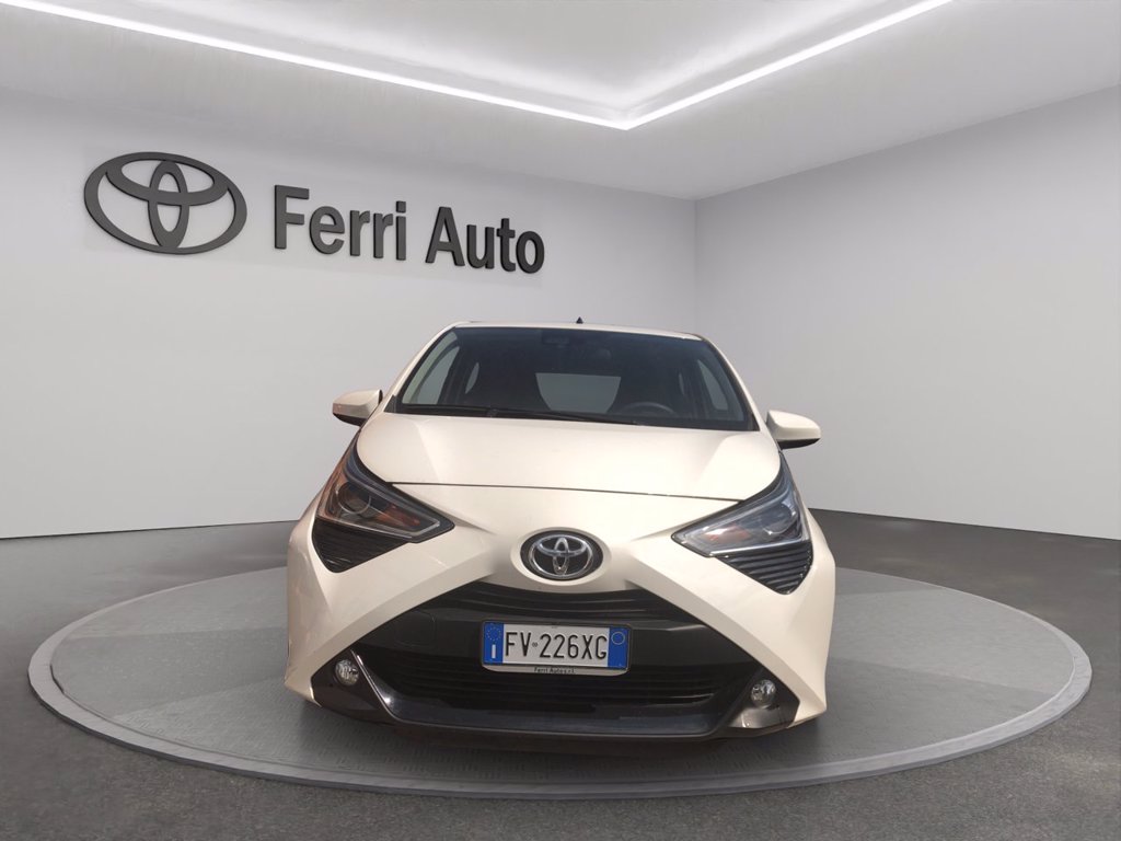 TOYOTA Aygo 5p 1.0 x-play 72cv