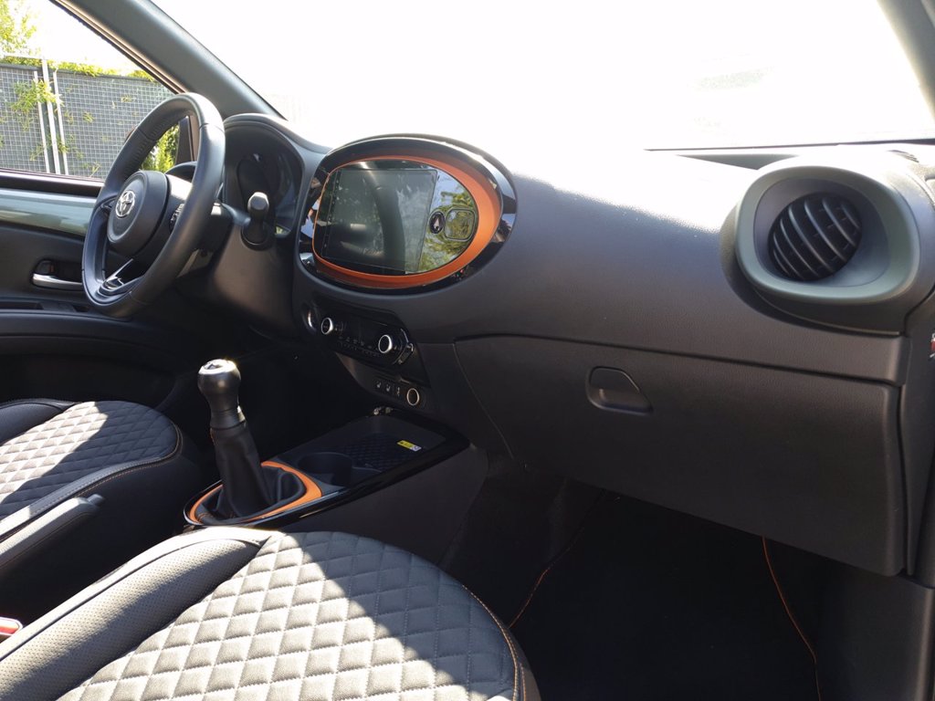 TOYOTA Aygo x 1.0 limited air 72cv