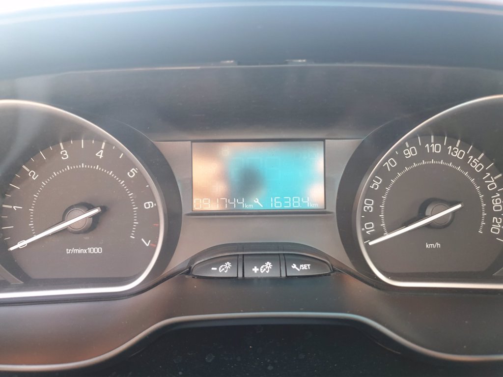 PEUGEOT 2008 1.2 puretech 12v allure 82cv e6