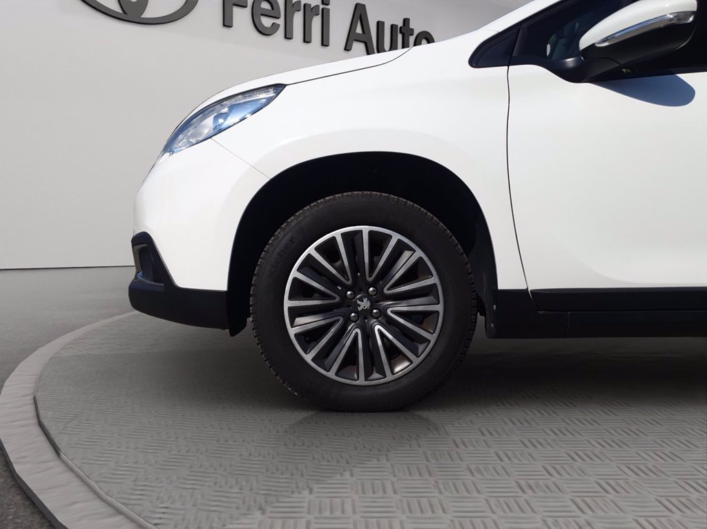 PEUGEOT 2008 1.2 puretech 12v allure 82cv e6