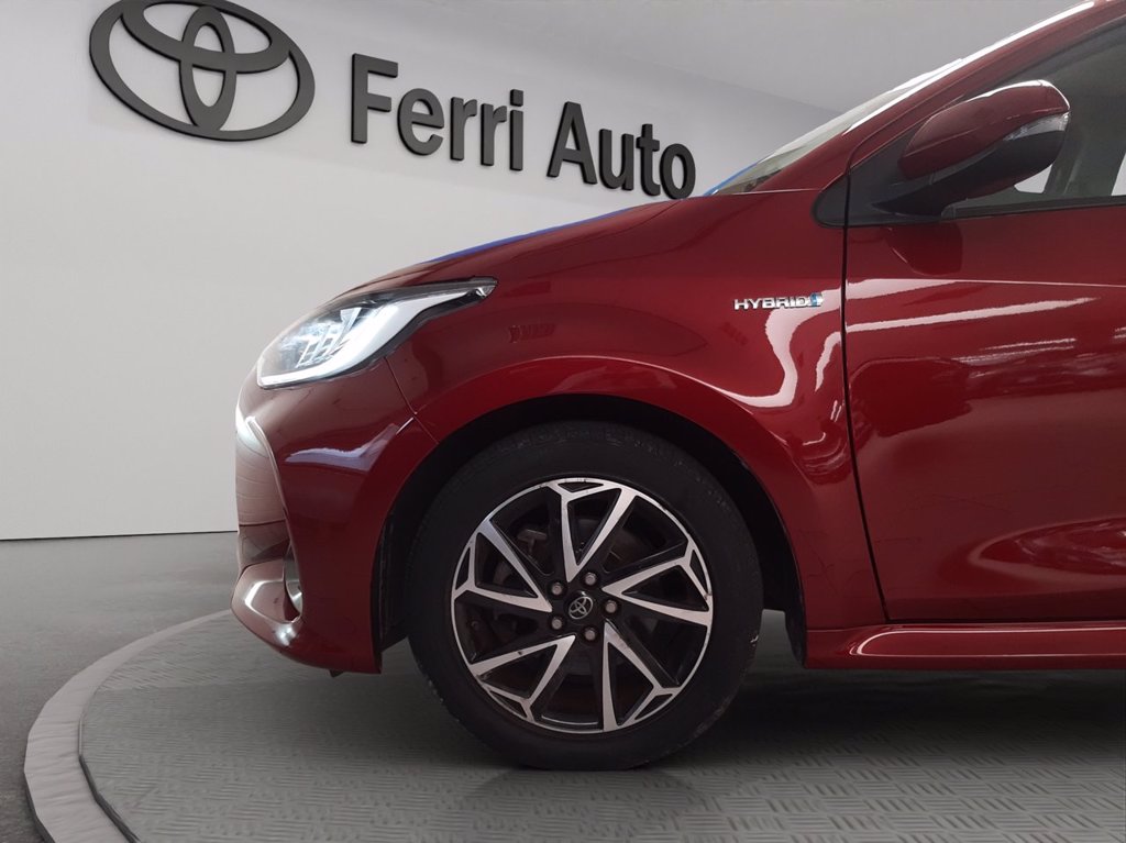 TOYOTA Yaris 1.5h trend
