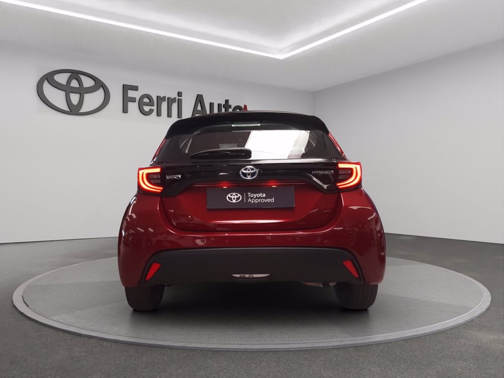 TOYOTA Yaris 1.5h trend
