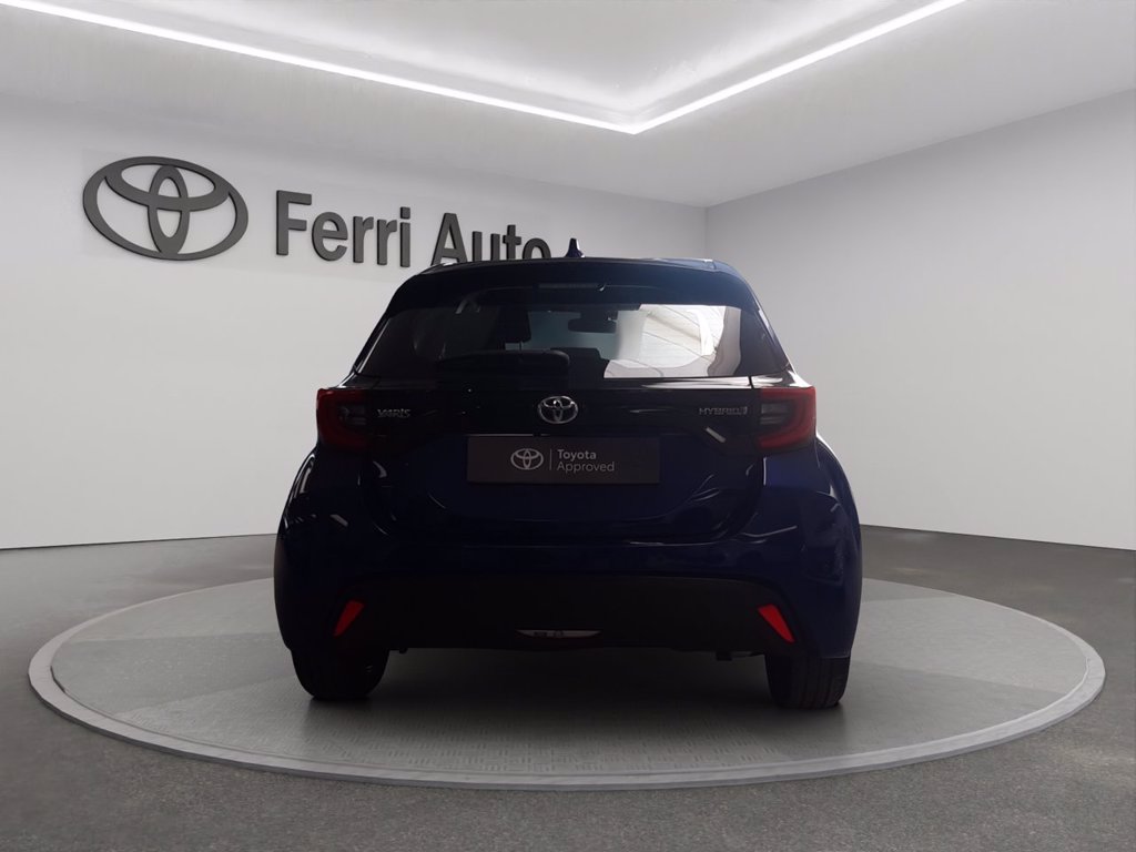 TOYOTA Yaris 1.5h trend